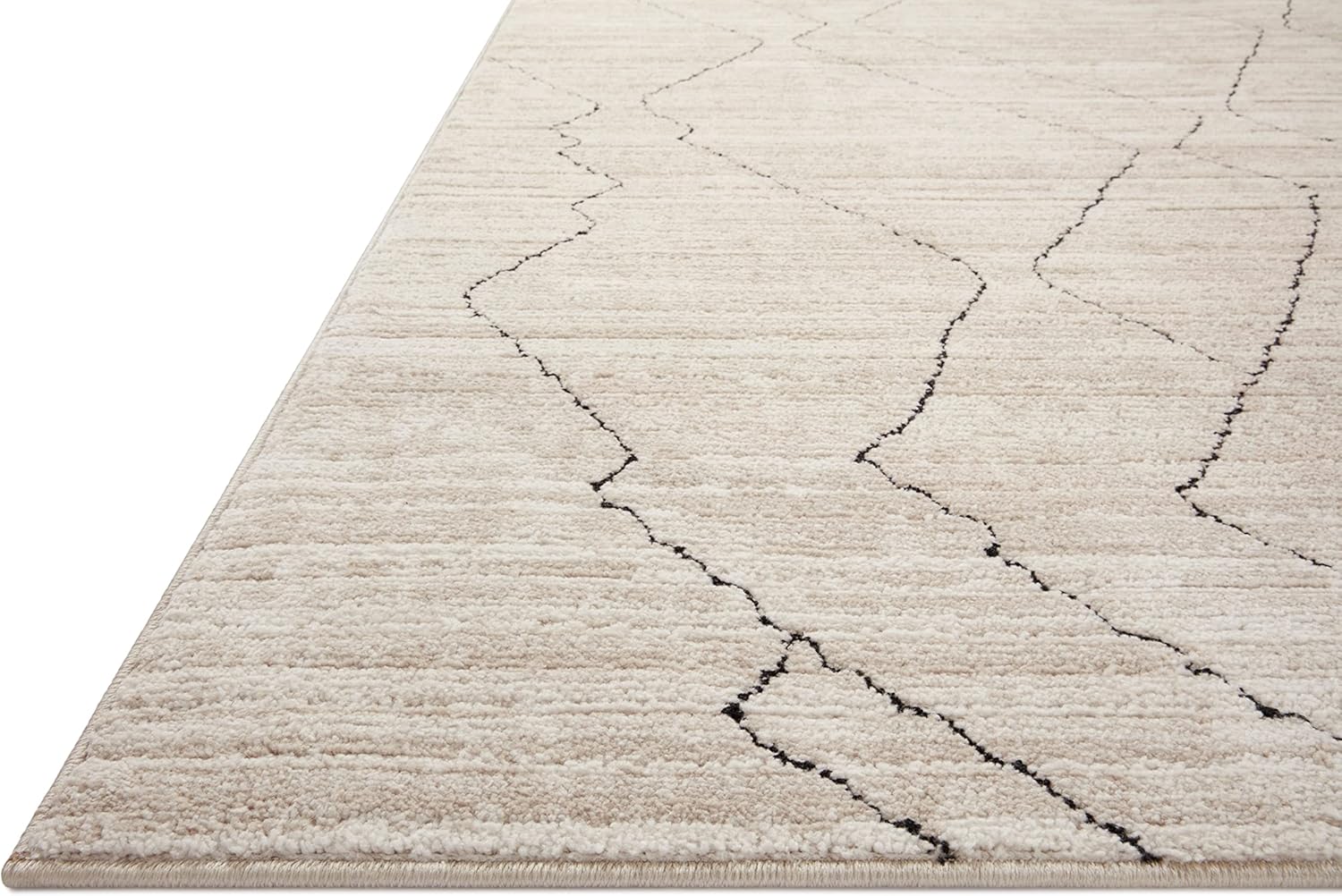 2'-7" x 4' Accent Rug Sand/Charcoal