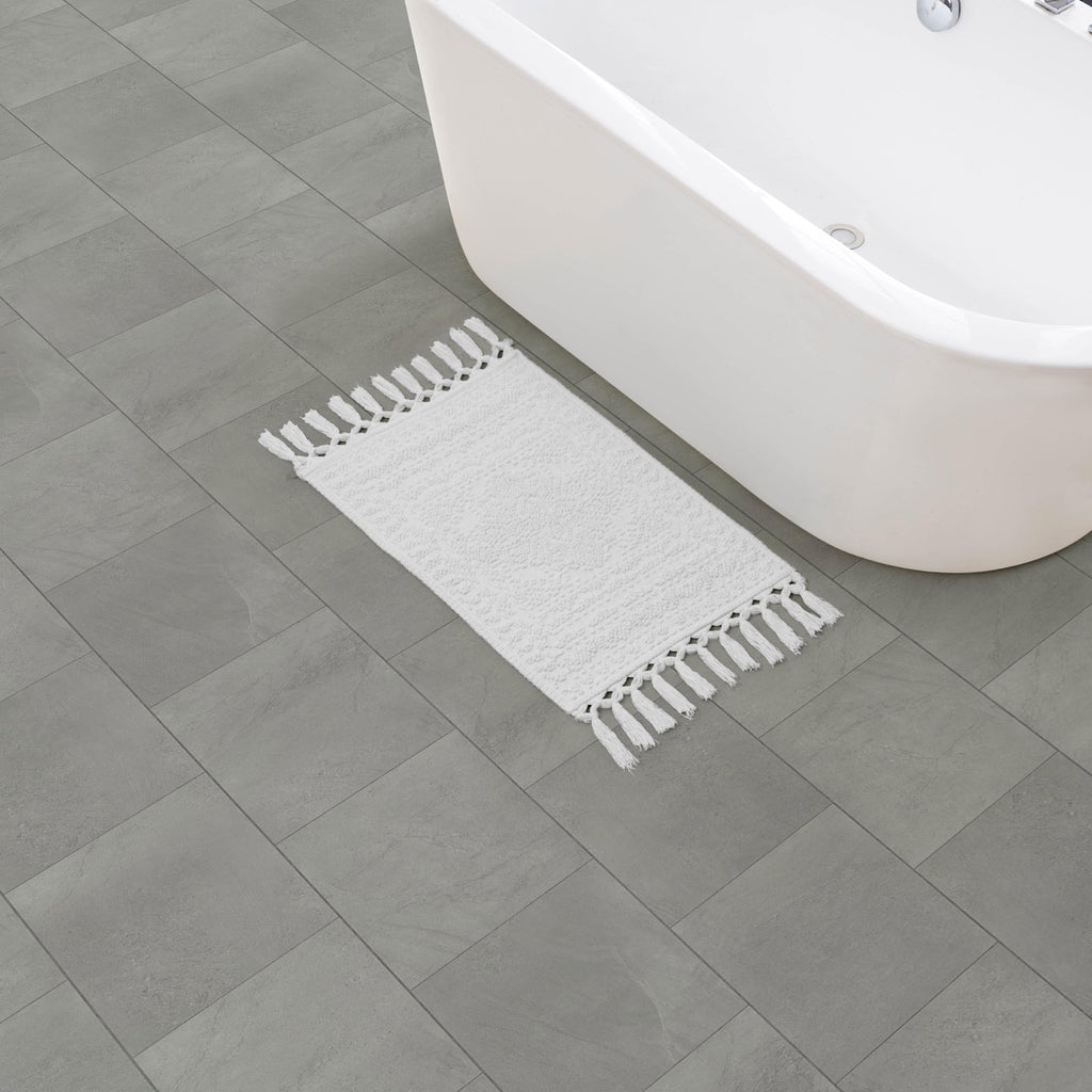 17" x 28" White Bath Rug
