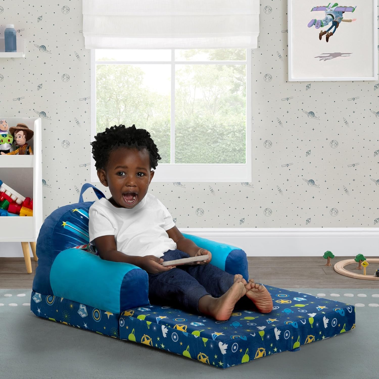 Toy Story Cozee Buddy Flip-Out Kids Chair
