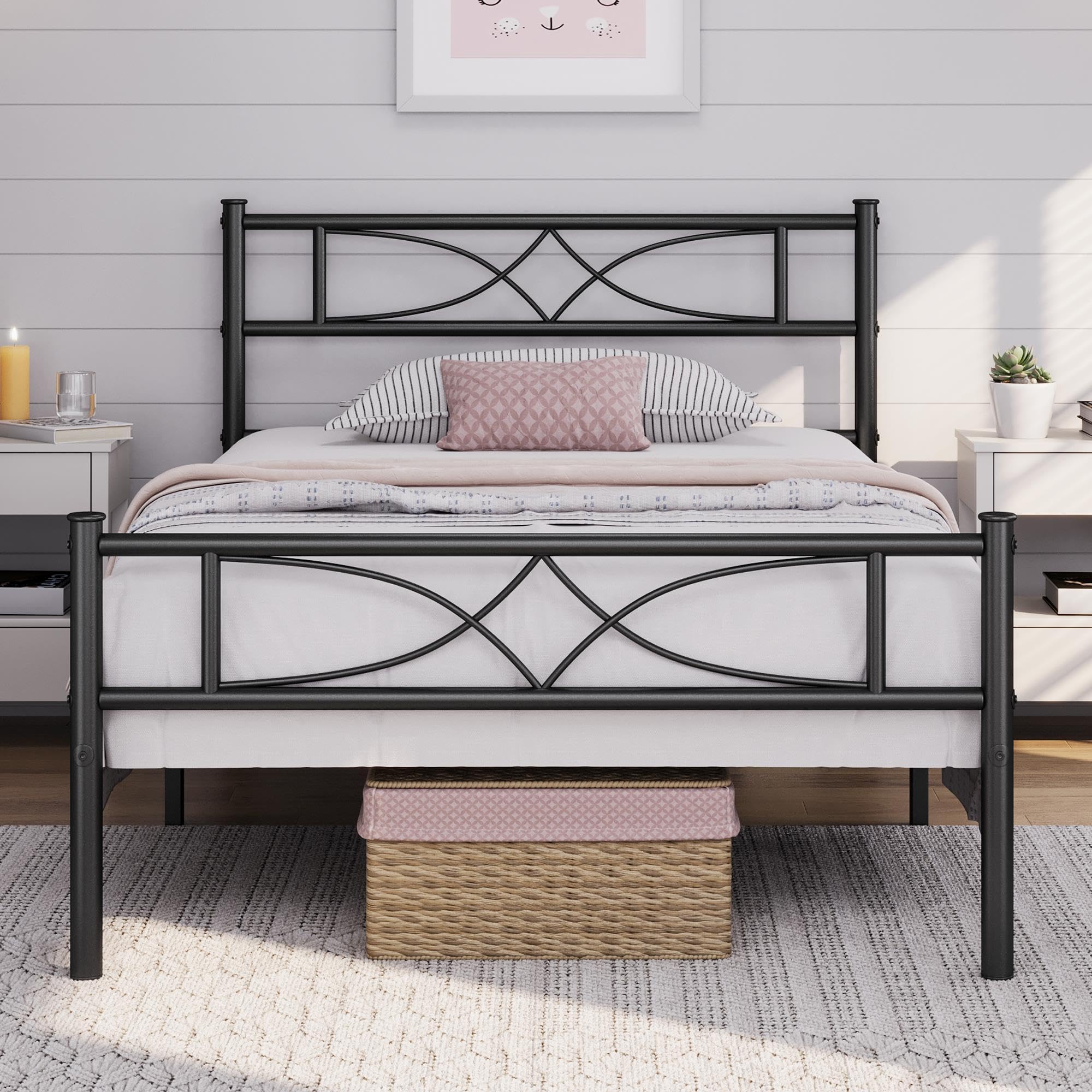 Pallet LIQ:3PL:PALLET:LNRM:PAL-58220 — 34 Items – Furniture Lot