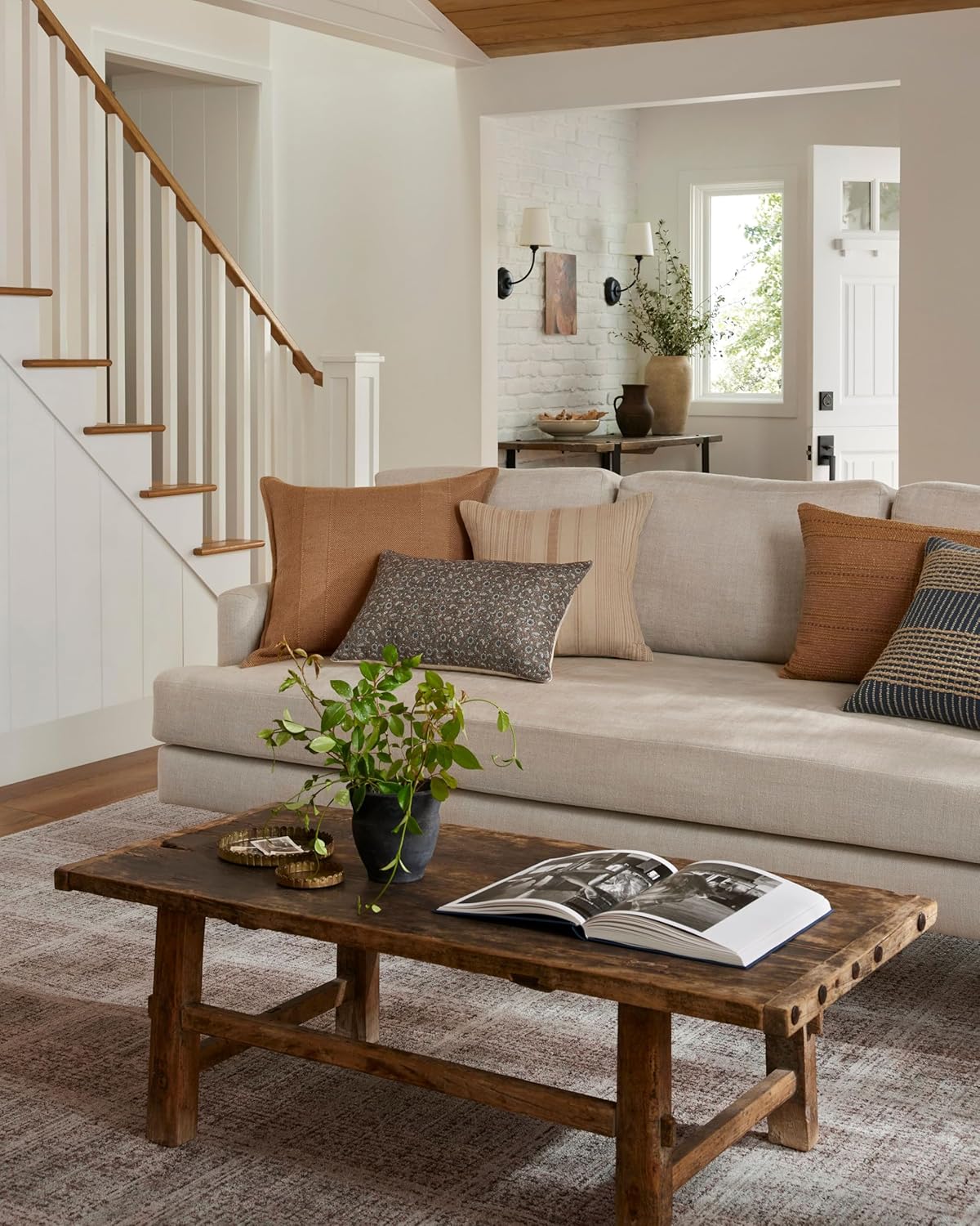 Runner Rug 2'-7" x 7'-6"