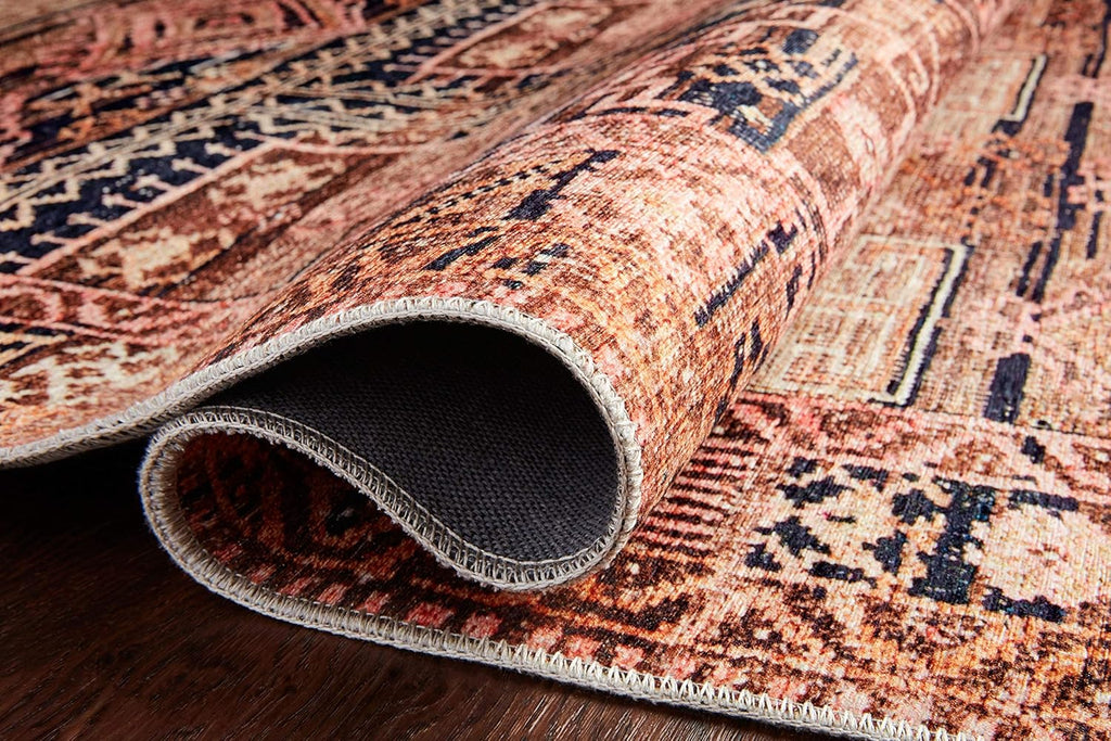 Vintage Inspired Accent Rug 2'3" x 3'9"