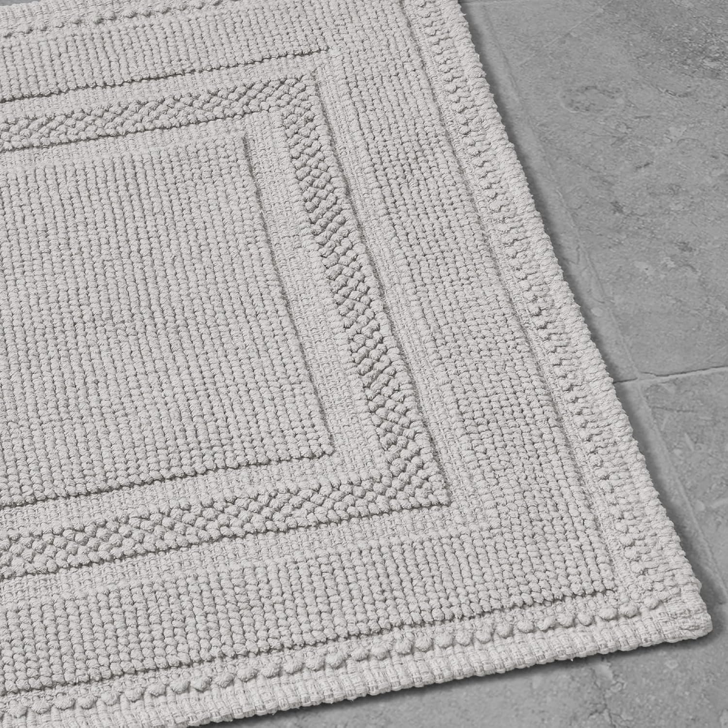 Light Gray Stonewash Bath Rug 21"x34"