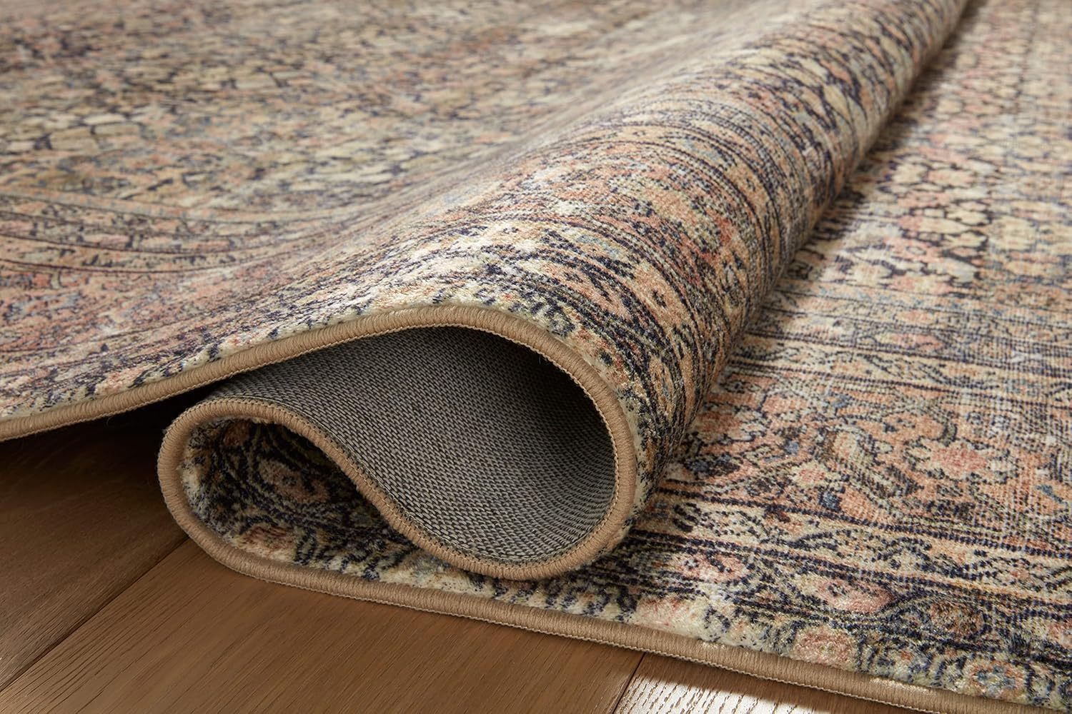 2'x5' Vintage Inspired Accent Rug