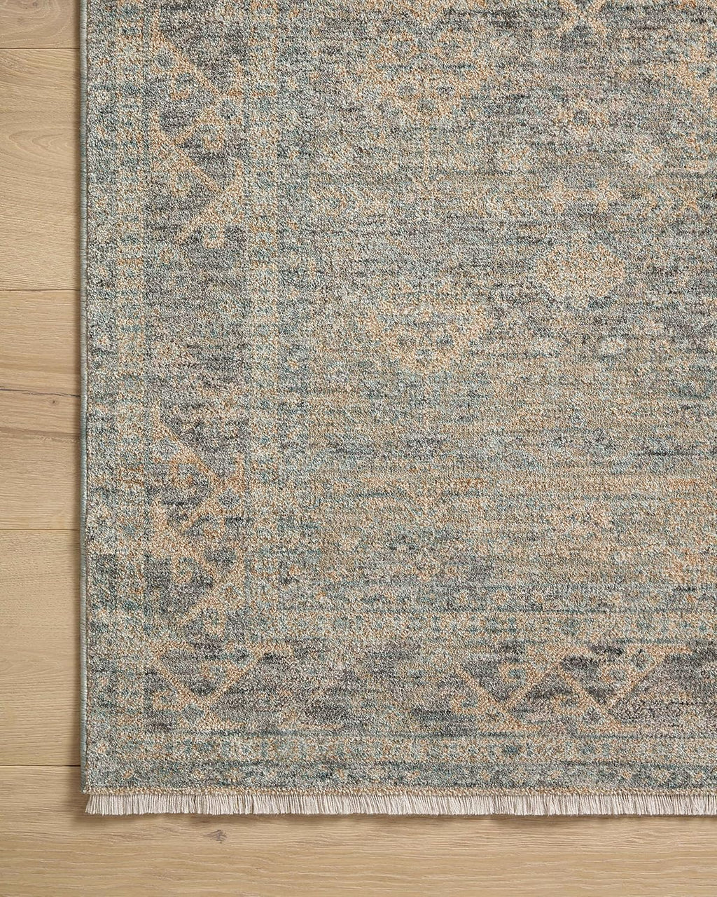 2' x 3' Sky/Beige Accent Rug