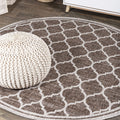JONATHAN Y Moroccan Trellis Indoor Outdoor Round Area Rug 3 Ft Espresso,Taupe, Trebol Textured Weave for Backyard, Patio, Porch, Easy-Cleaning, High Traffic, Pet-Friendly, Non-Shedding (SMB109B-3R) Espresso,Taupe 3'1" (Round)