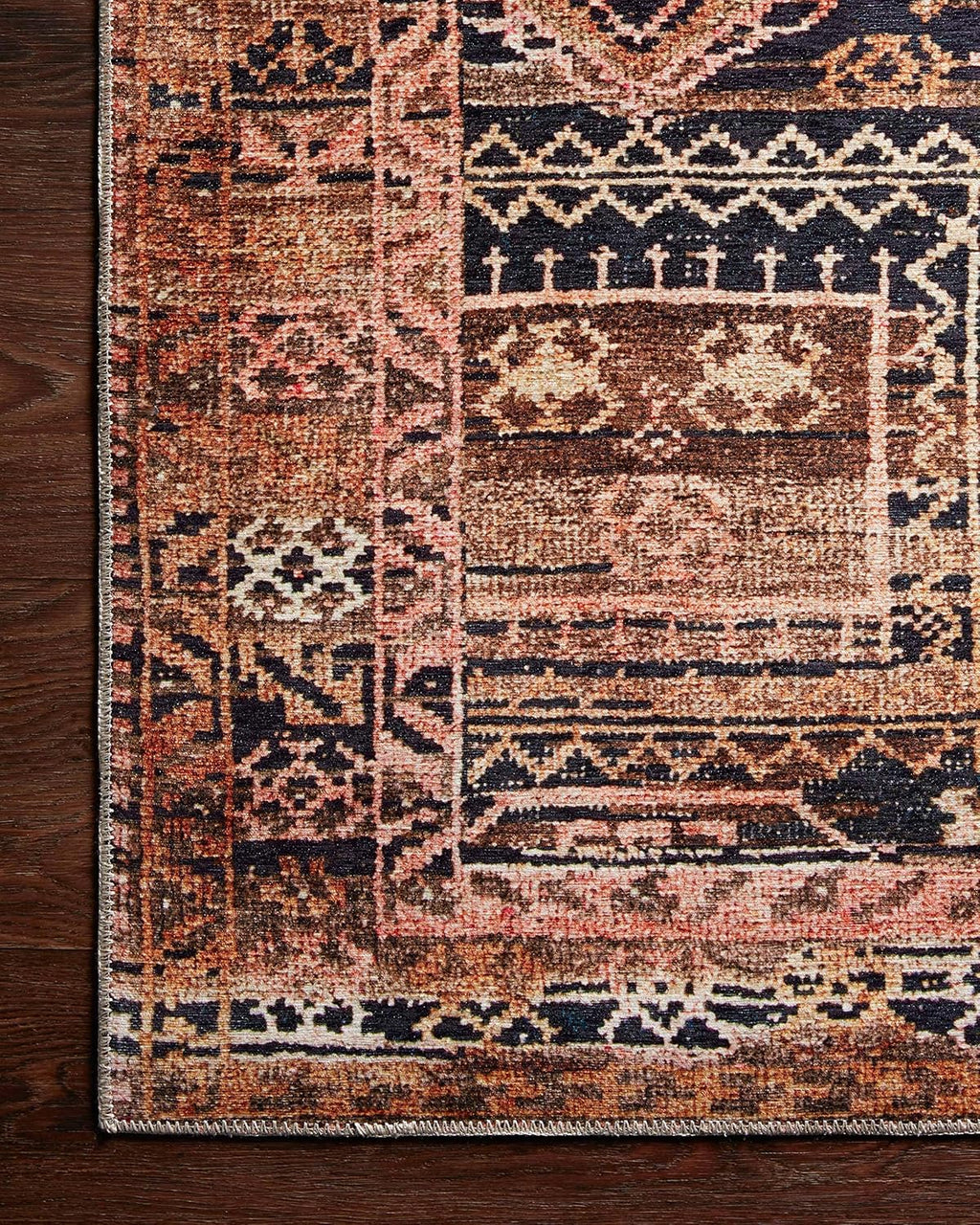 Vintage Inspired Accent Rug 2'3" x 3'9"