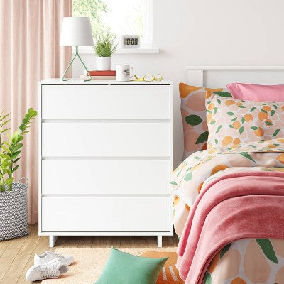 Pallet PTBF83296 — 13 Items – Furniture Lot