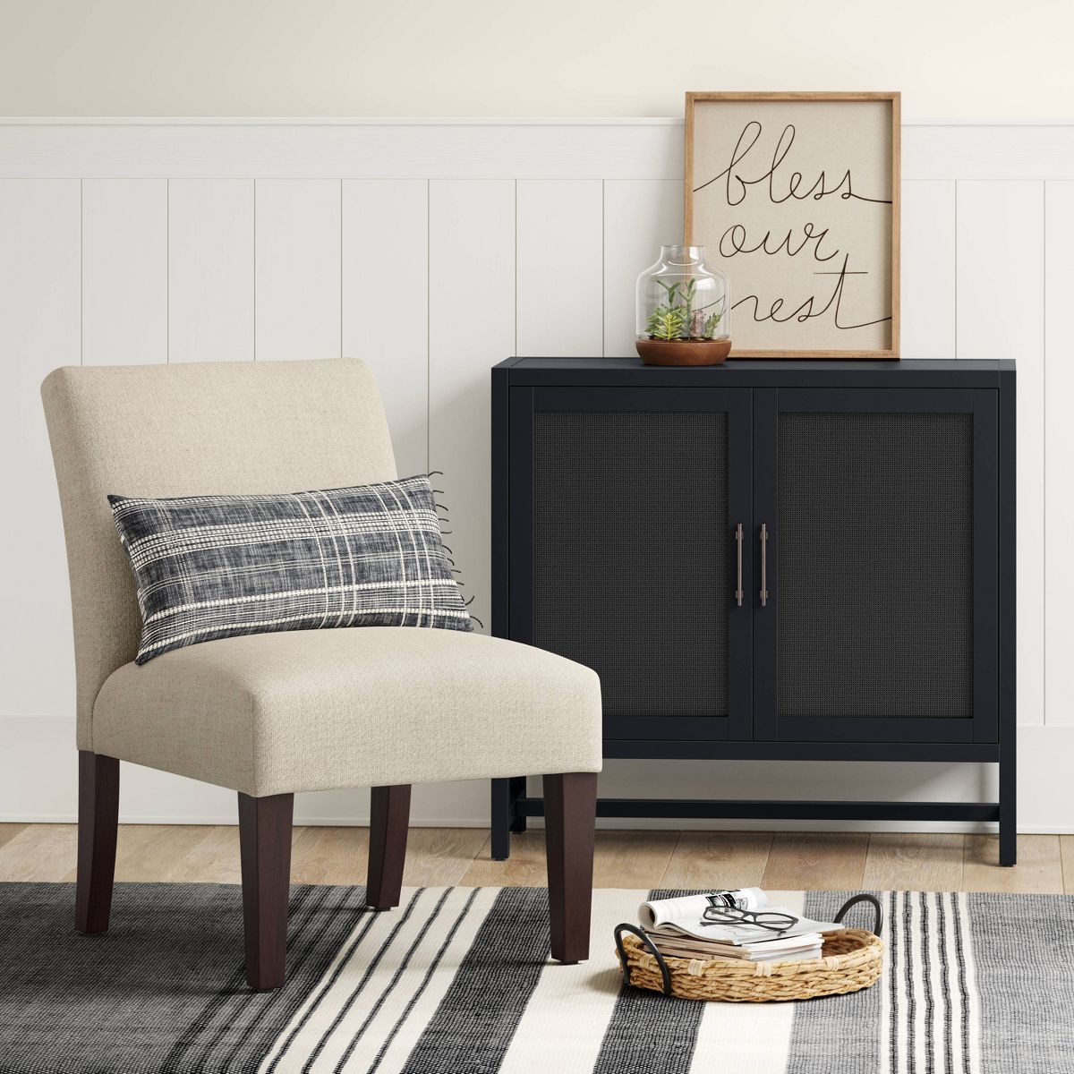Pallet PTBF83231 — 9 Items – Furniture Lot