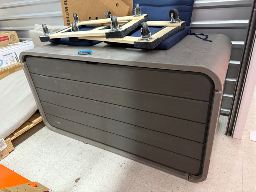 165 Gallon Deck Box